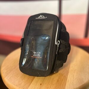 Armpocket Running Sports Armband for Phone & ID​​​